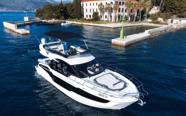 Galeon 440 - Yacht Charter Croatia