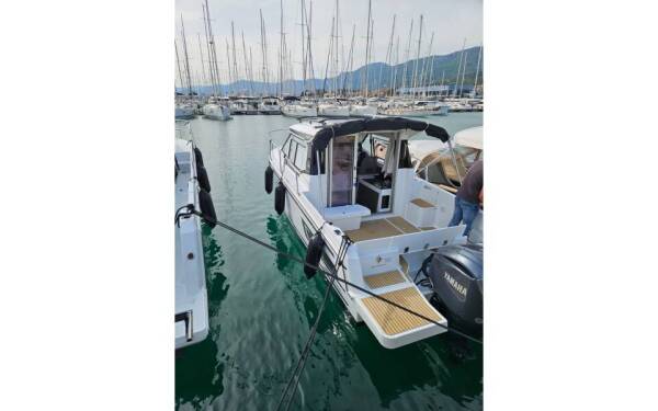 Merry Fisher 795 Series 2* - Yacht Charter Croatia